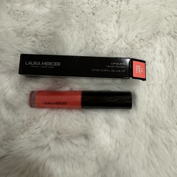 Laura Mercier Lip Glacé Hydrating Lip Balm Gloss Baby doll 175 - Picture 3 of 7
